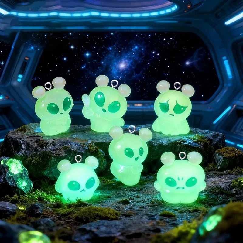 10Pcs Cute Mini Green Alien Re - огляд і ціна Body Jewelry Top