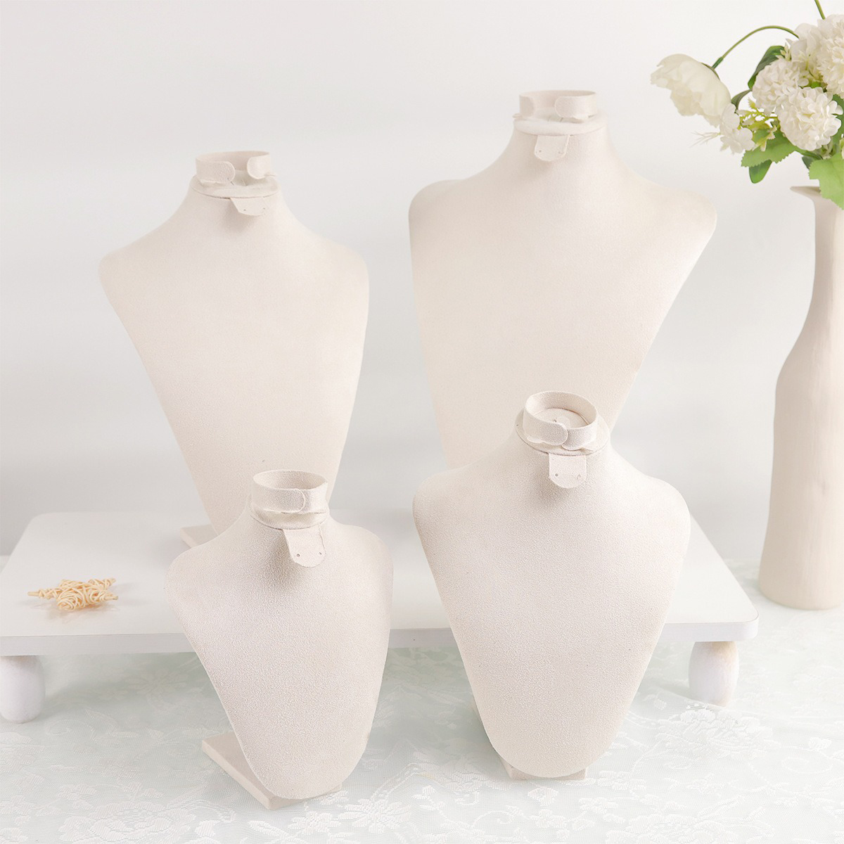 Body Velvet Jewelry Display Bu - огляд і ціна Body Jewelry Display Ideas